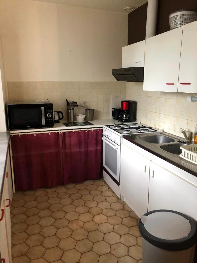 Hotel Les Persedes Lavilledieu  Экстерьер фото
